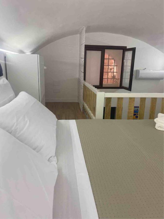 Magiuma House Apartment Наполи Екстериор снимка