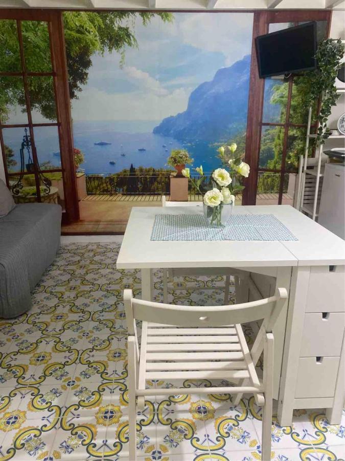 Magiuma House Apartment Наполи Екстериор снимка