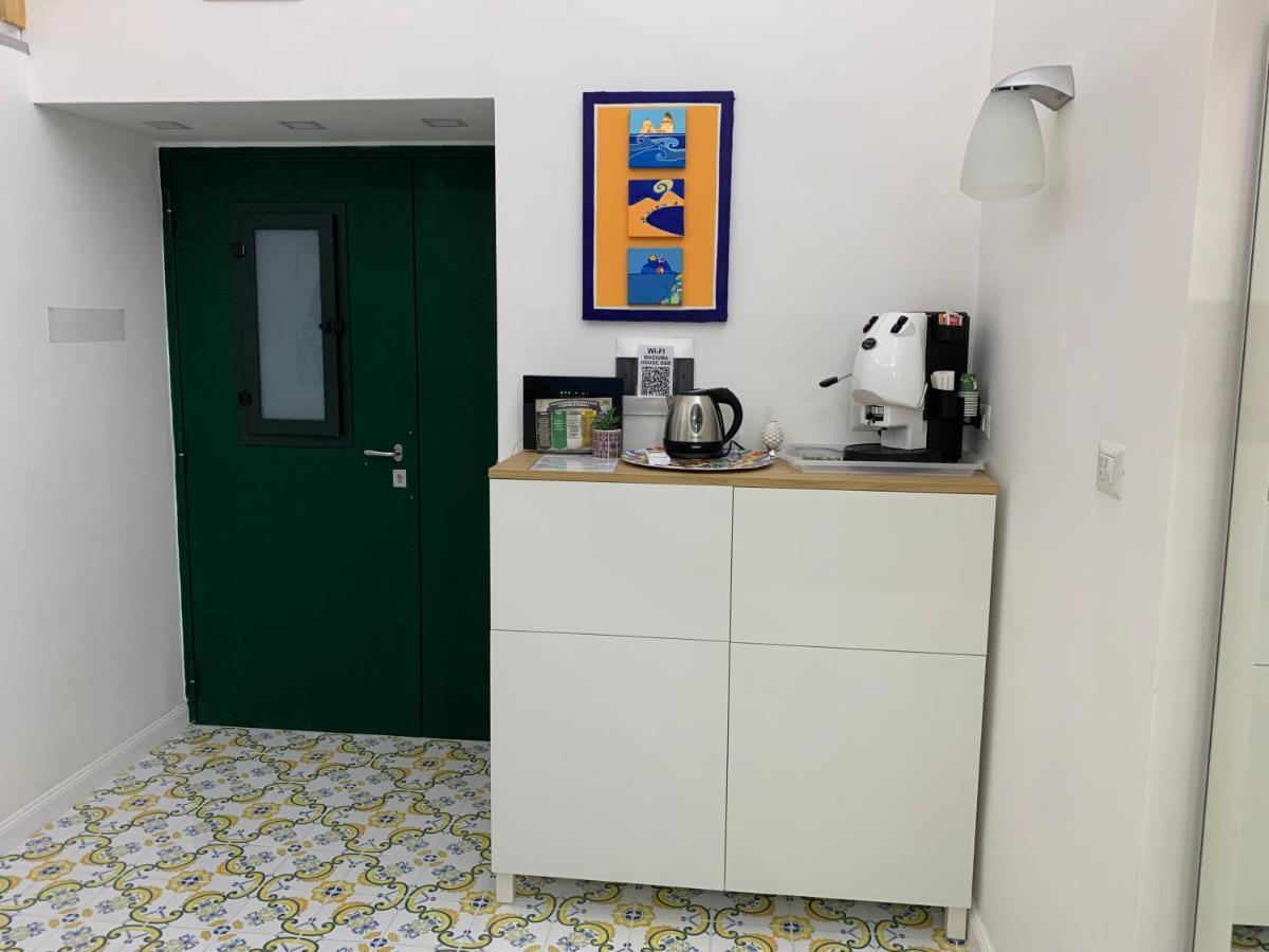 Magiuma House Apartment Наполи Екстериор снимка