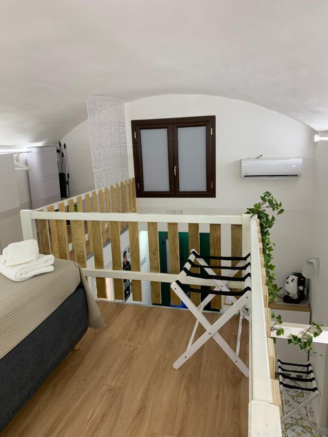 Magiuma House Apartment Наполи Екстериор снимка