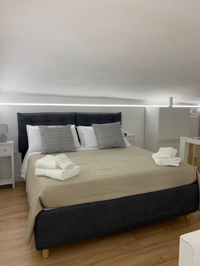 Magiuma House Apartment Наполи Екстериор снимка