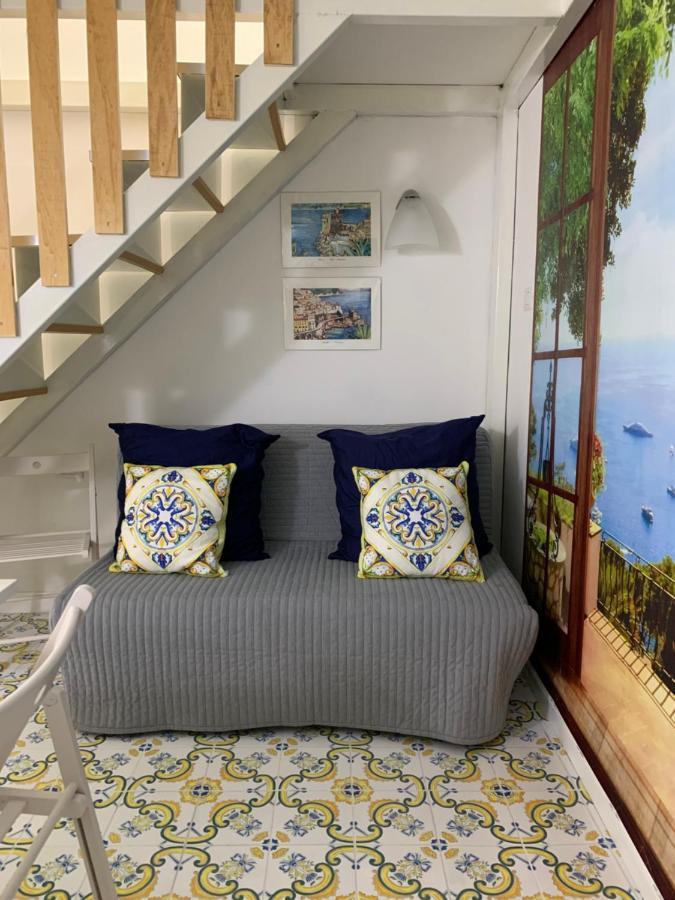 Magiuma House Apartment Наполи Екстериор снимка